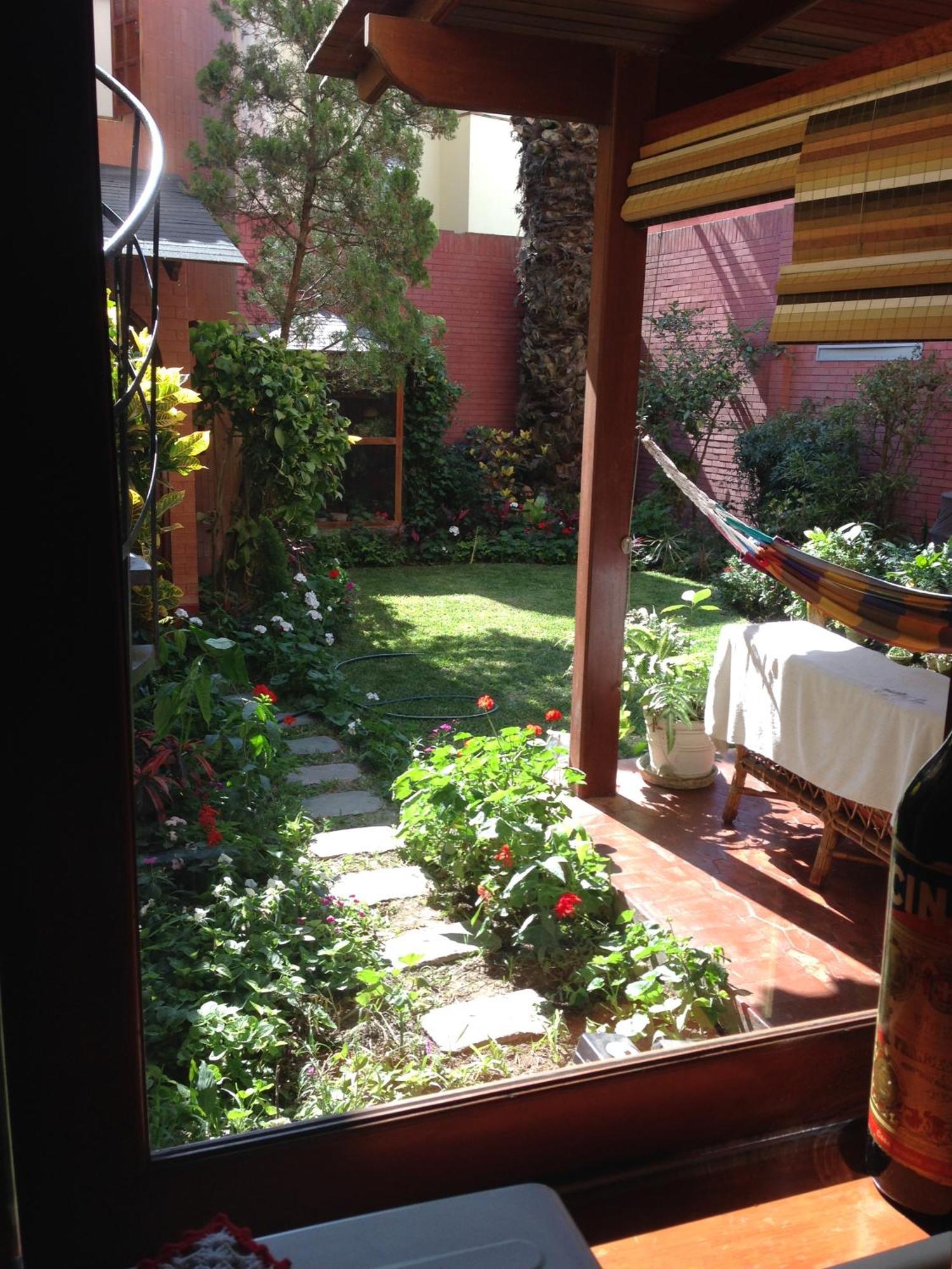 Garden House Miraflores Bed and Breakfast Lima Exterior foto